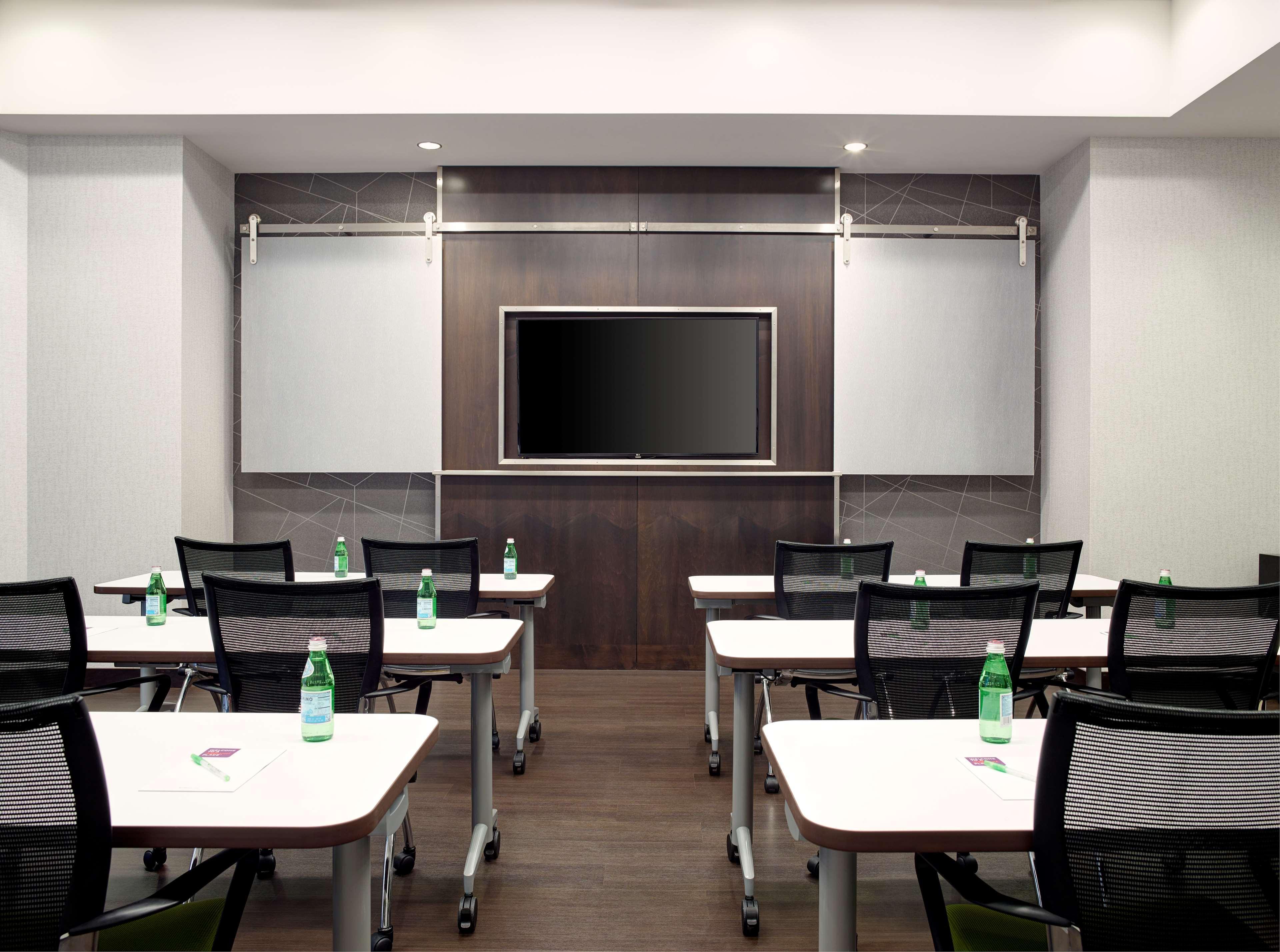 Hyatt Place Arlington Courthouse מראה חיצוני תמונה