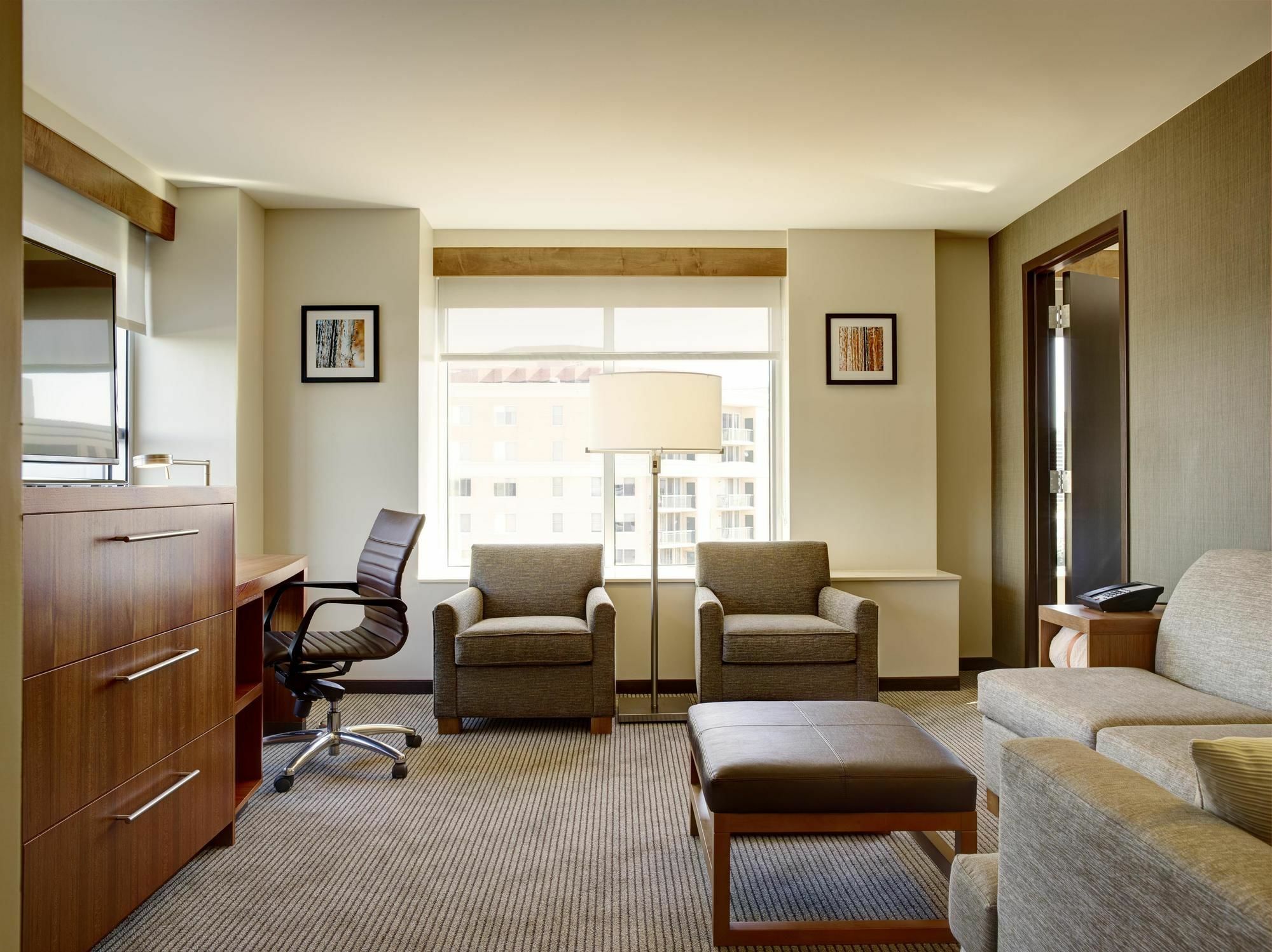 Hyatt Place Arlington Courthouse מראה חיצוני תמונה